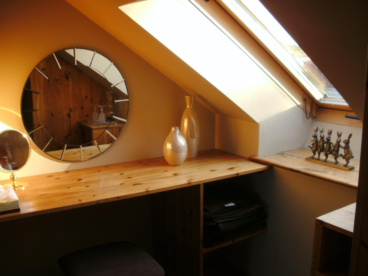 Cross Hands Beudy Bach Bed & Breakfast エクステリア 写真