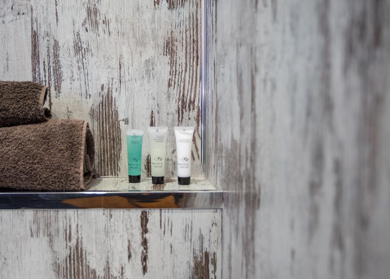 Cross Hands Beudy Bach Bed & Breakfast エクステリア 写真